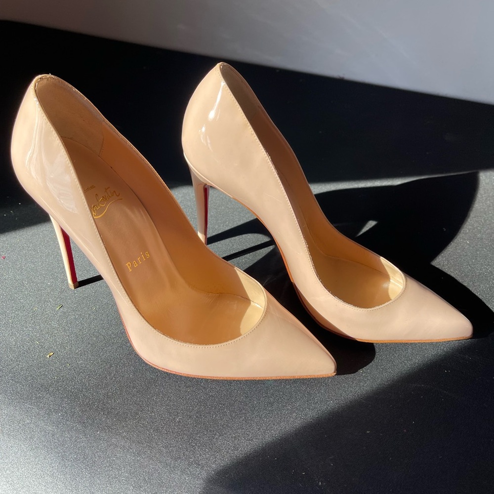 Christian Louboutin Blush Pink Heels - Picture 2 of 6